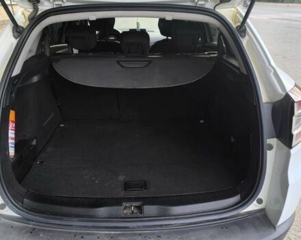 Белый Рено Меган, объемом двигателя 1.5 л и пробегом 269 тыс. км за 7000 $, фото 4 на Automoto.ua