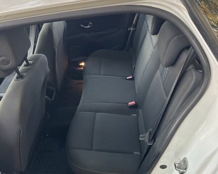 Білий Рено Меган, об'ємом двигуна 1.5 л та пробігом 257 тис. км за 5250 $, фото 14 на Automoto.ua