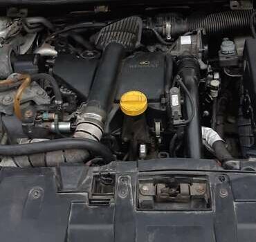 Белый Рено Меган, объемом двигателя 1.5 л и пробегом 197 тыс. км за 7400 $, фото 17 на Automoto.ua