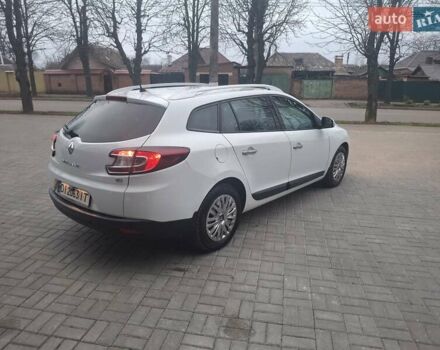 Белый Рено Меган, объемом двигателя 1.46 л и пробегом 298 тыс. км за 6700 $, фото 2 на Automoto.ua