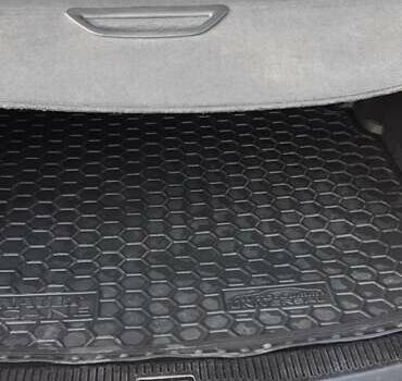 Белый Рено Меган, объемом двигателя 1.5 л и пробегом 197 тыс. км за 7400 $, фото 12 на Automoto.ua