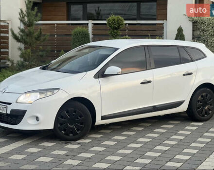 Белый Рено Меган, объемом двигателя 1.46 л и пробегом 345 тыс. км за 6100 $, фото 3 на Automoto.ua