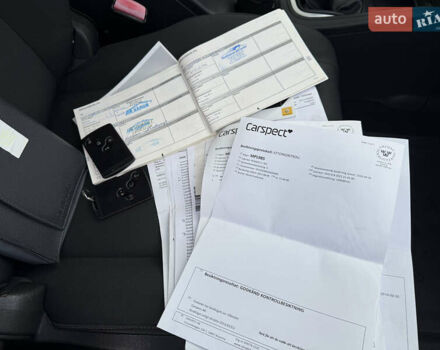 Белый Рено Меган, объемом двигателя 1.6 л и пробегом 211 тыс. км за 7399 $, фото 31 на Automoto.ua