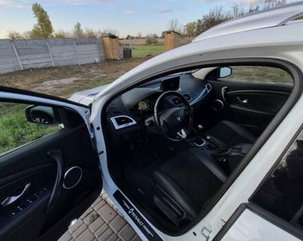 Рено Меган 2010 в Павлограде на Automoto.ua Белый Рено Меган, объемом двигателя 1.46 л и пробегом 237 тыс. км за 8150 $, фото 13 на Automoto.ua
