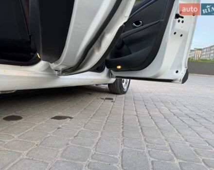 Белый Рено Меган, объемом двигателя 1.46 л и пробегом 316 тыс. км за 6500 $, фото 25 на Automoto.ua