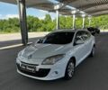 Белый Рено Меган, объемом двигателя 1.46 л и пробегом 250 тыс. км за 6500 $, фото 1 на Automoto.ua