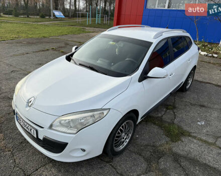 Белый Рено Меган, объемом двигателя 1.46 л и пробегом 299 тыс. км за 6200 $, фото 9 на Automoto.ua