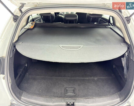 Белый Рено Меган, объемом двигателя 1.87 л и пробегом 302 тыс. км за 6300 $, фото 26 на Automoto.ua