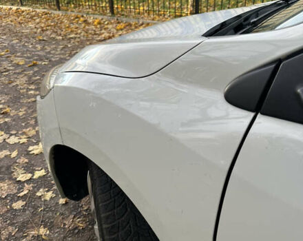 Белый Рено Меган, объемом двигателя 1.5 л и пробегом 257 тыс. км за 5250 $, фото 11 на Automoto.ua