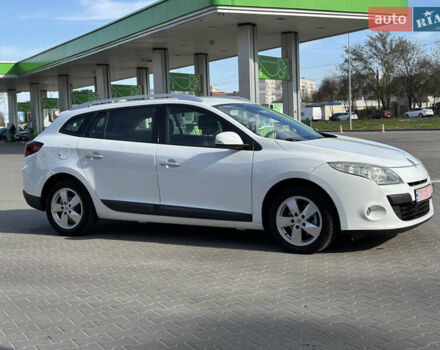 Белый Рено Меган, объемом двигателя 1.87 л и пробегом 246 тыс. км за 7249 $, фото 7 на Automoto.ua