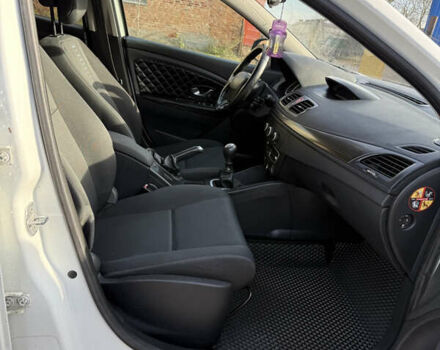 Білий Рено Меган, об'ємом двигуна 1.5 л та пробігом 363 тис. км за 5700 $, фото 18 на Automoto.ua