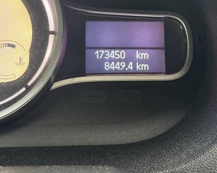Рено Меган 2010 в Житомире на Automoto.ua Белый Рено Меган, объемом двигателя 1.46 л и пробегом 173 тыс. км за 6700 $, фото 2 на Automoto.ua