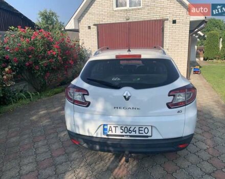 Белый Рено Меган, объемом двигателя 1.46 л и пробегом 210 тыс. км за 6300 $, фото 10 на Automoto.ua