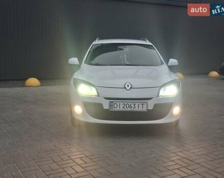 Белый Рено Меган, объемом двигателя 1.46 л и пробегом 298 тыс. км за 6700 $, фото 4 на Automoto.ua
