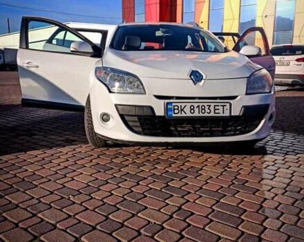 Белый Рено Меган, объемом двигателя 1.46 л и пробегом 258 тыс. км за 6200 $, фото 18 на Automoto.ua