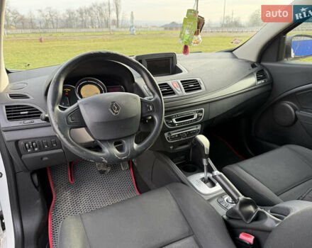 Белый Рено Меган, объемом двигателя 1.46 л и пробегом 299 тыс. км за 6200 $, фото 37 на Automoto.ua