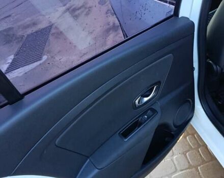 Белый Рено Меган, объемом двигателя 1.46 л и пробегом 205 тыс. км за 6800 $, фото 4 на Automoto.ua