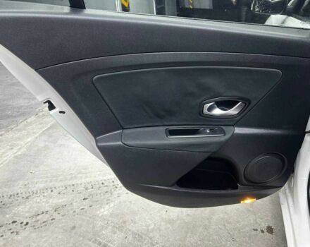 Белый Рено Меган, объемом двигателя 1.5 л и пробегом 295 тыс. км за 6900 $, фото 19 на Automoto.ua