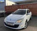Белый Рено Меган, объемом двигателя 1.5 л и пробегом 260 тыс. км за 7200 $, фото 1 на Automoto.ua