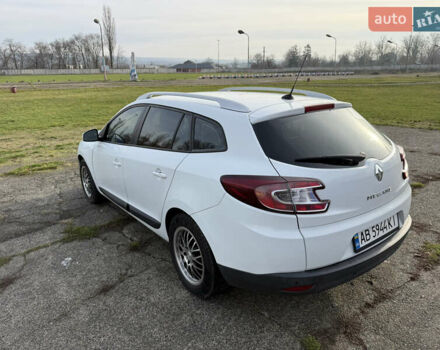 Белый Рено Меган, объемом двигателя 1.46 л и пробегом 299 тыс. км за 6200 $, фото 13 на Automoto.ua