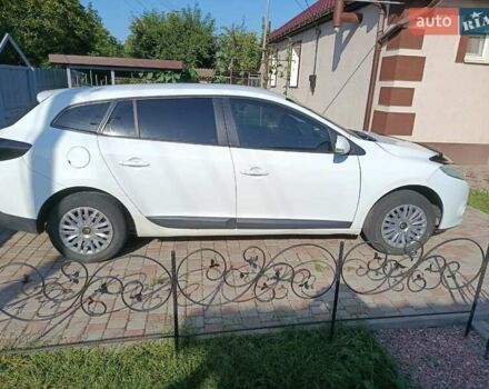 Білий Рено Меган, об'ємом двигуна 1.46 л та пробігом 300 тис. км за 6000 $, фото 7 на Automoto.ua