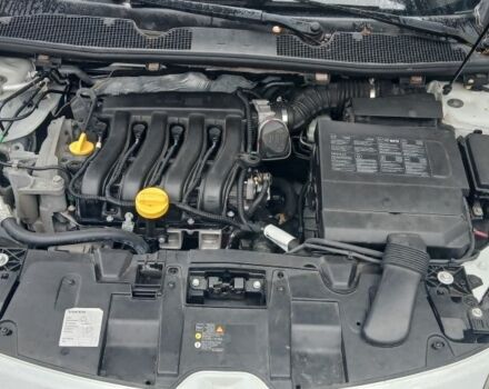 Білий Рено Меган, об'ємом двигуна 1.6 л та пробігом 240 тис. км за 7400 $, фото 1 на Automoto.ua