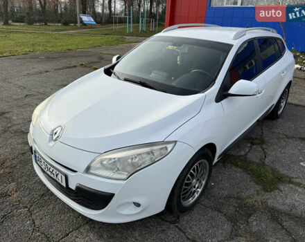 Белый Рено Меган, объемом двигателя 1.46 л и пробегом 299 тыс. км за 6200 $, фото 4 на Automoto.ua