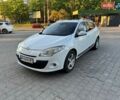 Белый Рено Меган, объемом двигателя 1.6 л и пробегом 240 тыс. км за 6900 $, фото 1 на Automoto.ua