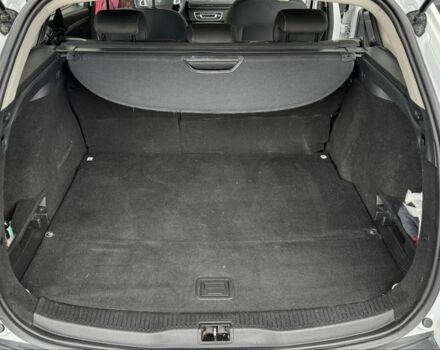 Белый Рено Меган, объемом двигателя 1.5 л и пробегом 250 тыс. км за 7700 $, фото 1 на Automoto.ua