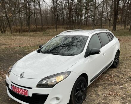 Белый Рено Меган, объемом двигателя 1.5 л и пробегом 263 тыс. км за 8200 $, фото 1 на Automoto.ua