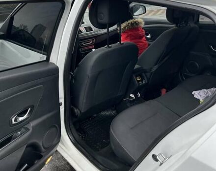 Белый Рено Меган, объемом двигателя 1.46 л и пробегом 255 тыс. км за 7500 $, фото 36 на Automoto.ua