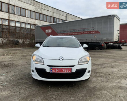 Белый Рено Меган, объемом двигателя 1.5 л и пробегом 221 тыс. км за 7200 $, фото 9 на Automoto.ua