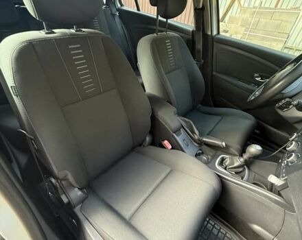 Білий Рено Меган, об'ємом двигуна 1.46 л та пробігом 156 тис. км за 7500 $, фото 10 на Automoto.ua