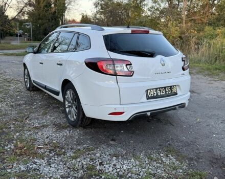 Белый Рено Меган, объемом двигателя 0 л и пробегом 222 тыс. км за 3799 $, фото 3 на Automoto.ua