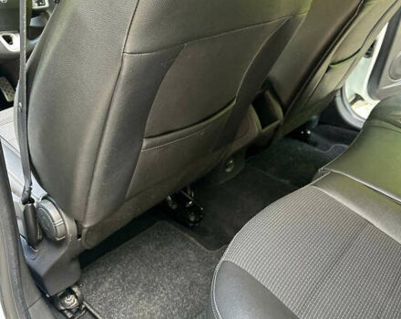 Белый Рено Меган, объемом двигателя 1.5 л и пробегом 230 тыс. км за 8299 $, фото 22 на Automoto.ua