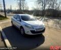 Белый Рено Меган, объемом двигателя 1.5 л и пробегом 280 тыс. км за 6750 $, фото 3 на Automoto.ua