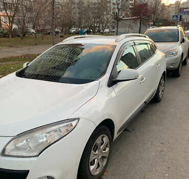 Білий Рено Меган, об'ємом двигуна 1.46 л та пробігом 295 тис. км за 6100 $, фото 3 на Automoto.ua