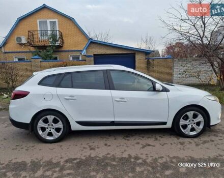 Белый Рено Меган, объемом двигателя 1.5 л и пробегом 280 тыс. км за 6700 $, фото 3 на Automoto.ua