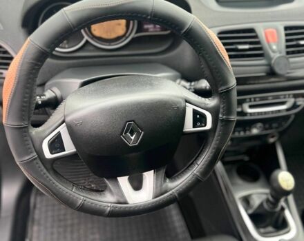 Белый Рено Меган, объемом двигателя 1.5 л и пробегом 261 тыс. км за 5700 $, фото 6 на Automoto.ua