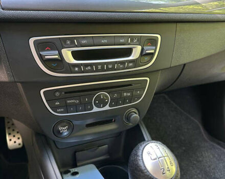 Белый Рено Меган, объемом двигателя 1.5 л и пробегом 230 тыс. км за 8299 $, фото 16 на Automoto.ua