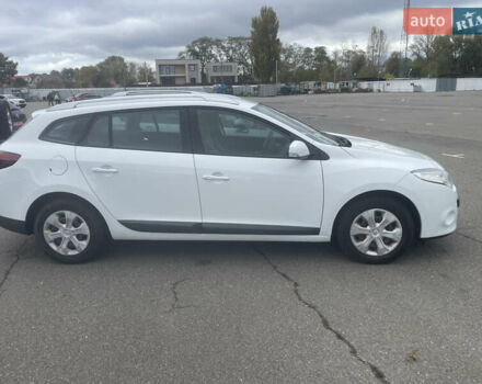 Белый Рено Меган, объемом двигателя 1.5 л и пробегом 173 тыс. км за 8400 $, фото 5 на Automoto.ua