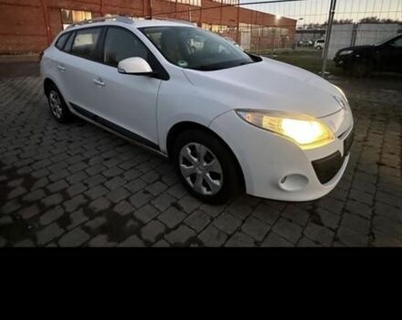 Белый Рено Меган, объемом двигателя 1.5 л и пробегом 230 тыс. км за 3300 $, фото 6 на Automoto.ua