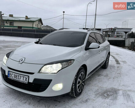 Белый Рено Меган, объемом двигателя 1.5 л и пробегом 280 тыс. км за 6900 $, фото 15 на Automoto.ua