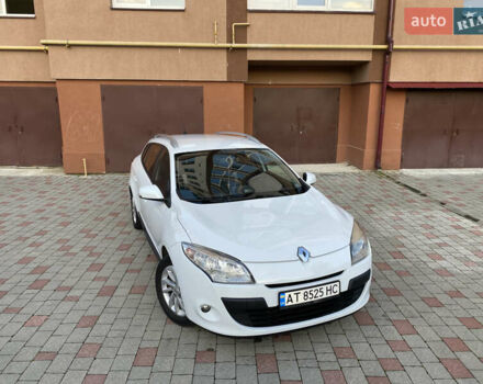 Белый Рено Меган, объемом двигателя 1.46 л и пробегом 240 тыс. км за 6900 $, фото 27 на Automoto.ua