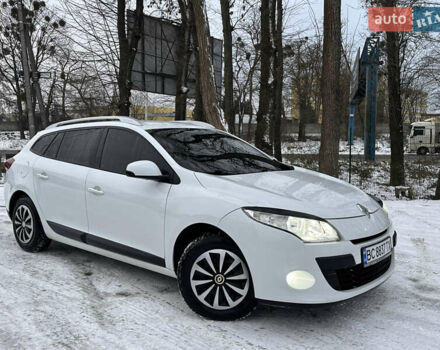 Белый Рено Меган, объемом двигателя 1.5 л и пробегом 280 тыс. км за 6900 $, фото 10 на Automoto.ua