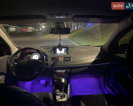 Белый Рено Меган, объемом двигателя 1.5 л и пробегом 277 тыс. км за 7500 $, фото 6 на Automoto.ua