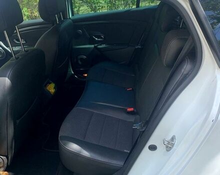 Белый Рено Меган, объемом двигателя 1.5 л и пробегом 255 тыс. км за 5400 $, фото 3 на Automoto.ua