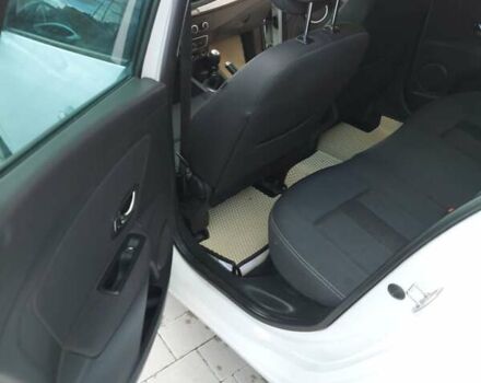 Белый Рено Меган, объемом двигателя 1.46 л и пробегом 213 тыс. км за 6800 $, фото 10 на Automoto.ua