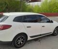 Белый Рено Меган, объемом двигателя 1.5 л и пробегом 300 тыс. км за 5999 $, фото 5 на Automoto.ua