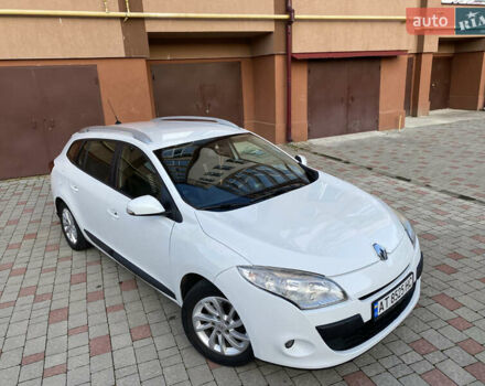 Белый Рено Меган, объемом двигателя 1.46 л и пробегом 240 тыс. км за 6900 $, фото 28 на Automoto.ua